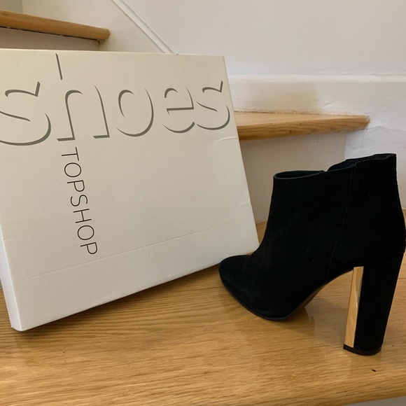 TOPSHOP Black & Gold Suede Booties - Picture 8 of 8